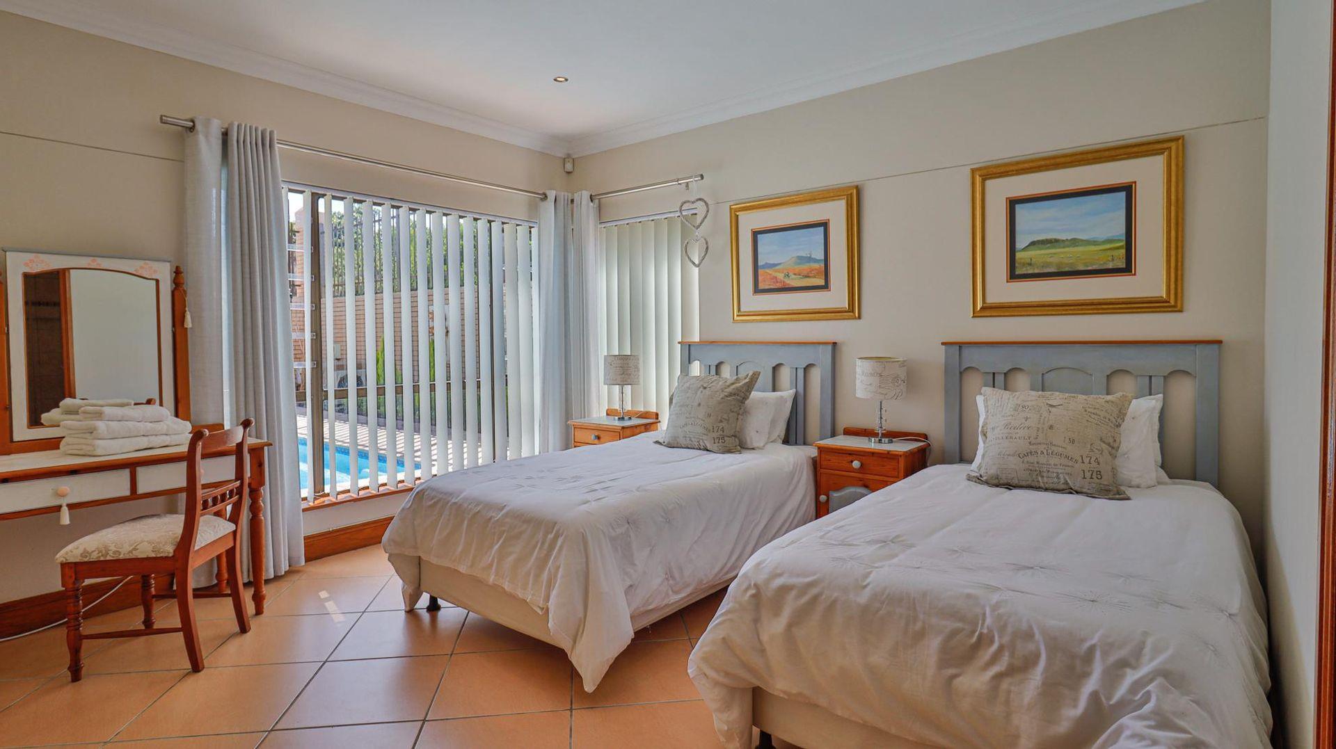 7 Bedroom Property for Sale in Hersham Western Cape